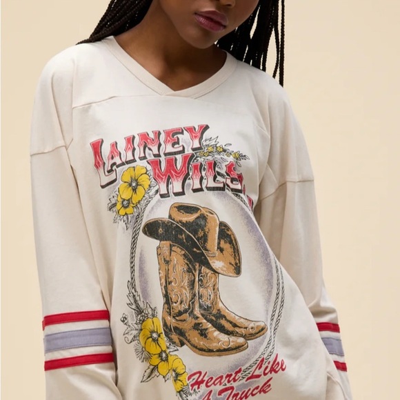 Daydreamer Lainey Wilson Heart Like A Truck Long Sleeve Tee, $99 NWT, Size L/XL - Picture 1 of 10
